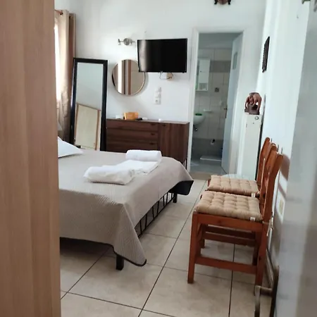 Nikolettas Apartman Fárosz